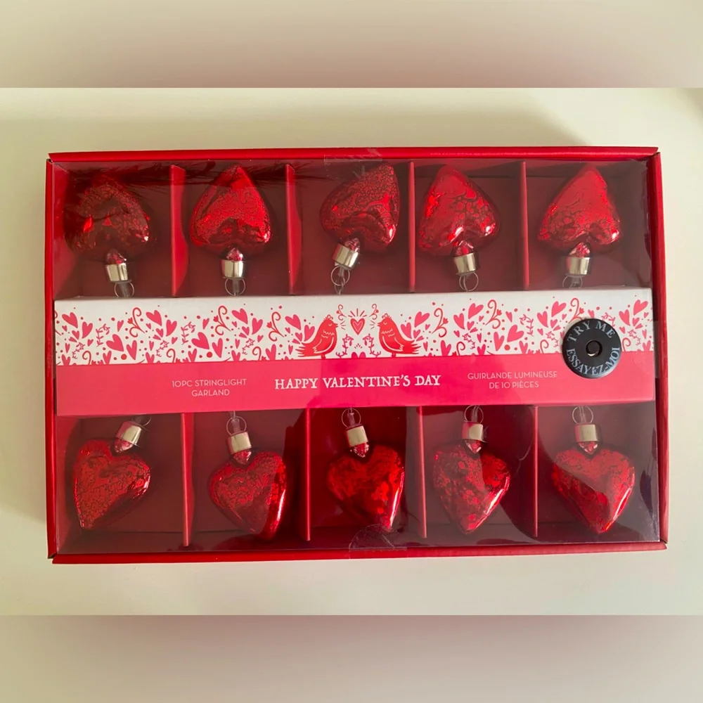 Vintage Valentine’s Red Hearts 10 pc Stringlight Garland